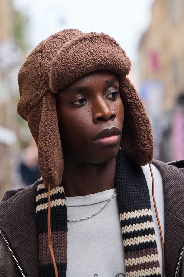 Gorro Trapper Borg UO #1