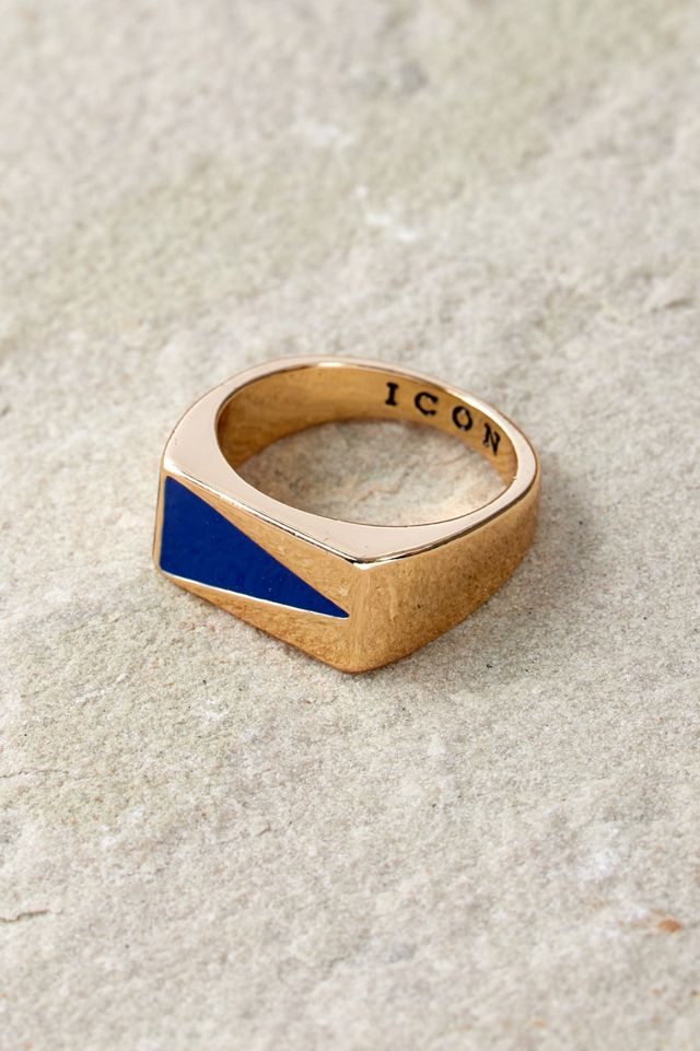 Chapter 19 Gold-Tone Pennant Flag Signet Ring | Urban Outfitters UK