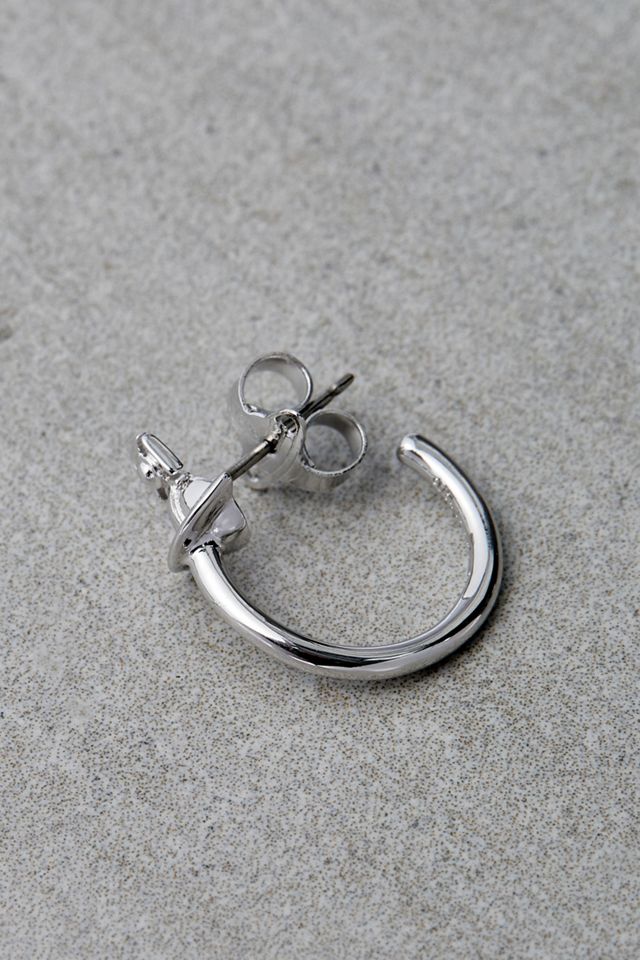 ★Vivienne Westwood★ Vivienne Westwood Vera Hoop Men's Earr Vivienne Westwood: Silver Vera Single Hoop Earring | SSENSE