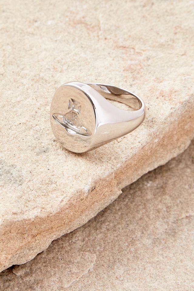 Vivienne Westwood Seal Signet Ring | Urban Outfitters UK