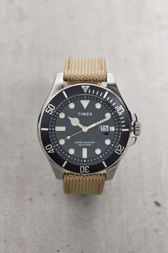 Timex Harborside Coast Watch | Urban Outfitters UK