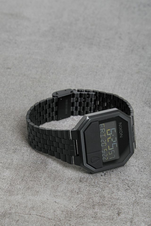 Nixon rerun all black hot sale