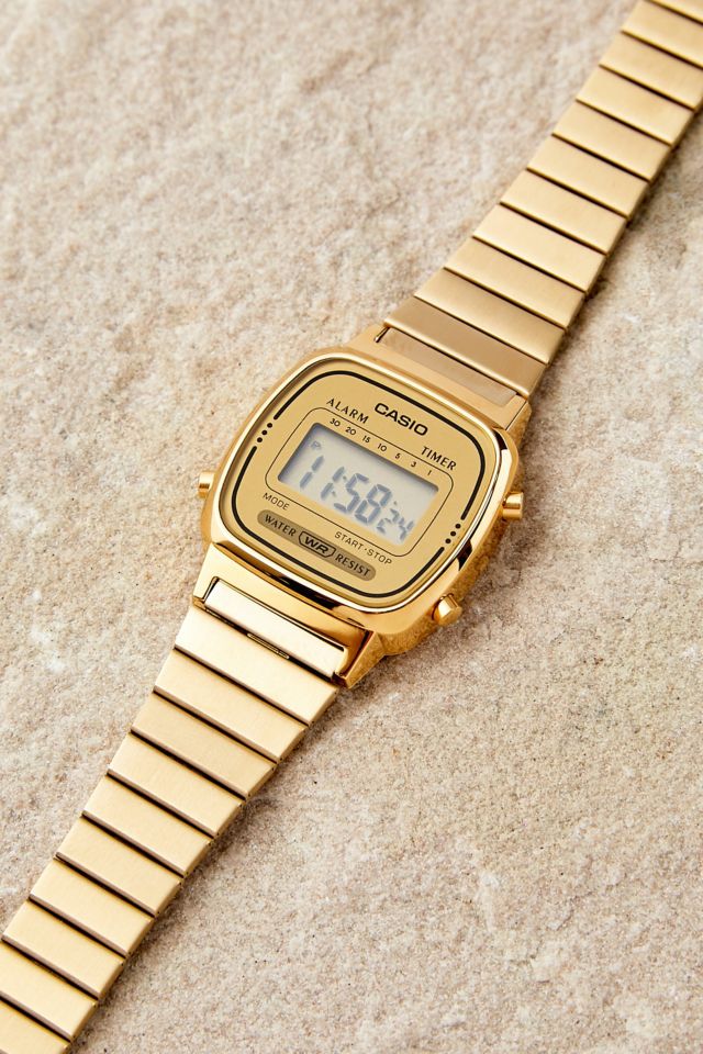 Casio watch shop urban outfitters