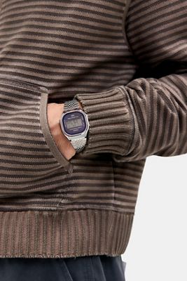 Casio Silberne A140WE-2AEF Uhr