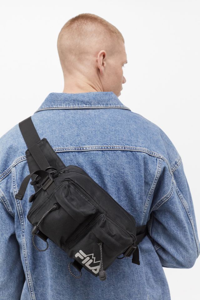 FILA UO Exclusive Trek Bum Bag | Urban Outfitters UK