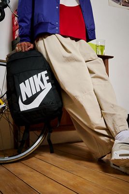 Nike 21L Backpack
