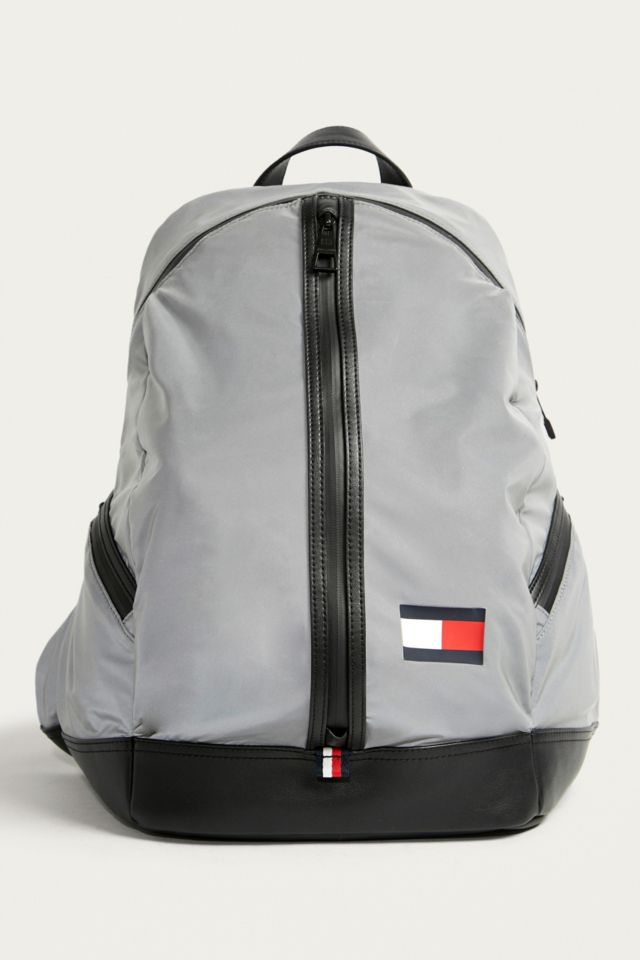 Sada Tryk ned Betydelig Tommy Hilfiger Speed Backpack | Urban Outfitters UK
