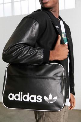 Adidas vintage store airliner bag blue