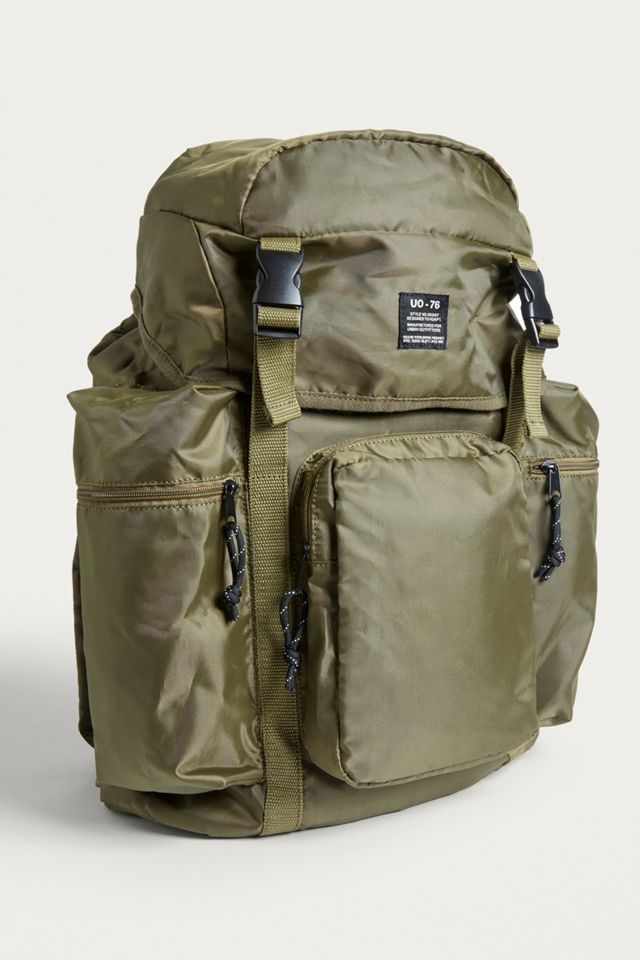 Urban Outfitters – Übergroßer Outdoor-Rucksack in Khaki  #2