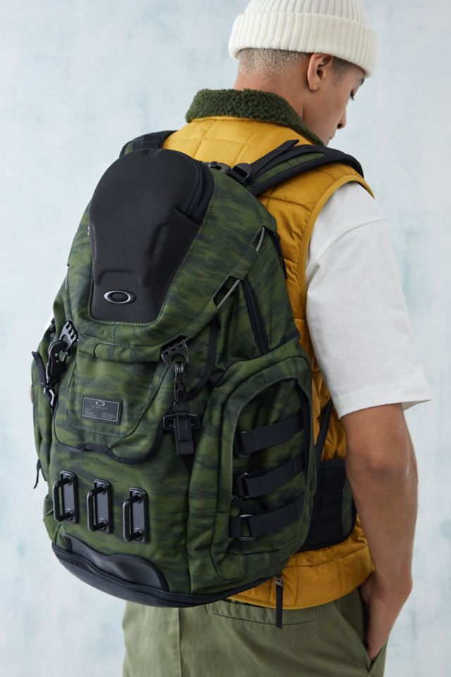 Oakley shop camouflage backpack