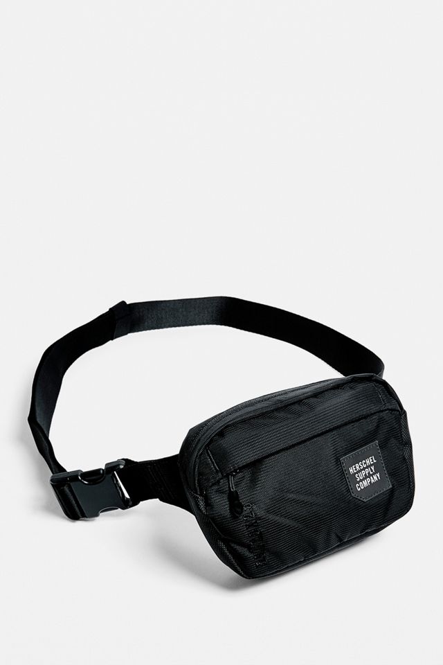 Herschel Supply Co. Tour Pequeña bolsa negra #1