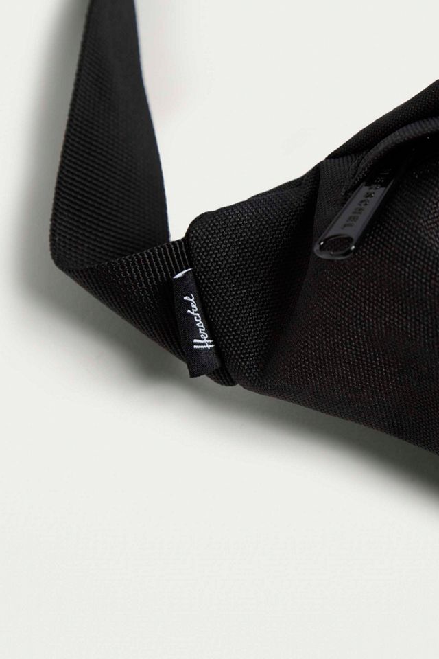 Herschel Supply Co. Seventeen Black Hip Pack #2