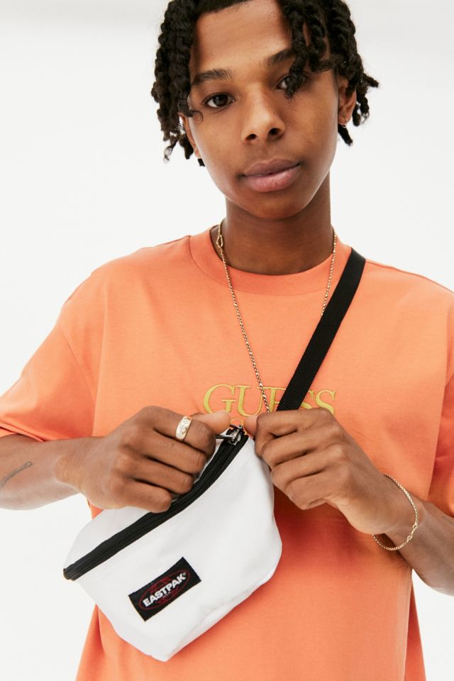 Urban outfitters clearance eastpak bum bag