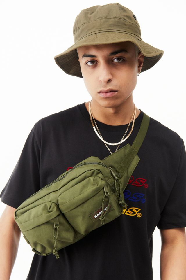 Eastpak bum store bag green