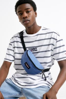 Eastpak bum discount bag urban outfitters