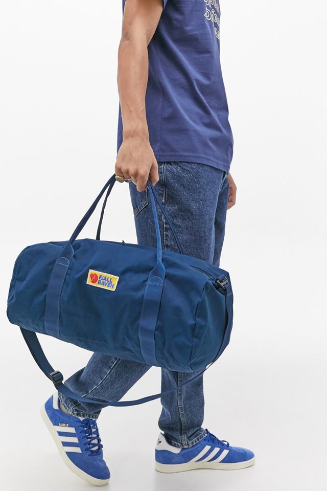 Fjallraven Vardag 30L Duffel Bag | Urban Outfitters UK