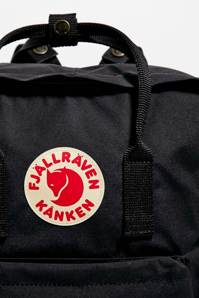 Mochila Kanken de Fjallraven  Urban Outfitters México - Ropa, música,  hogar y accesorios