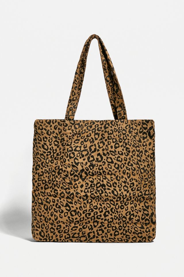 UO – Tragetasche aus Cord mit Leoprint #4