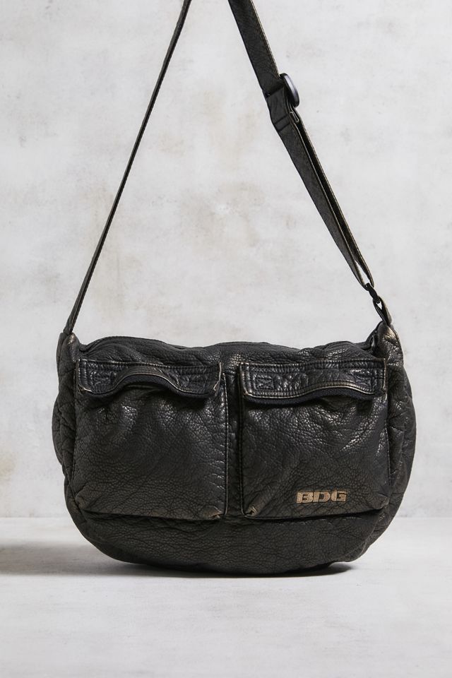 BDG – Umhängetasche aus Kunstleder in Schwarz #1