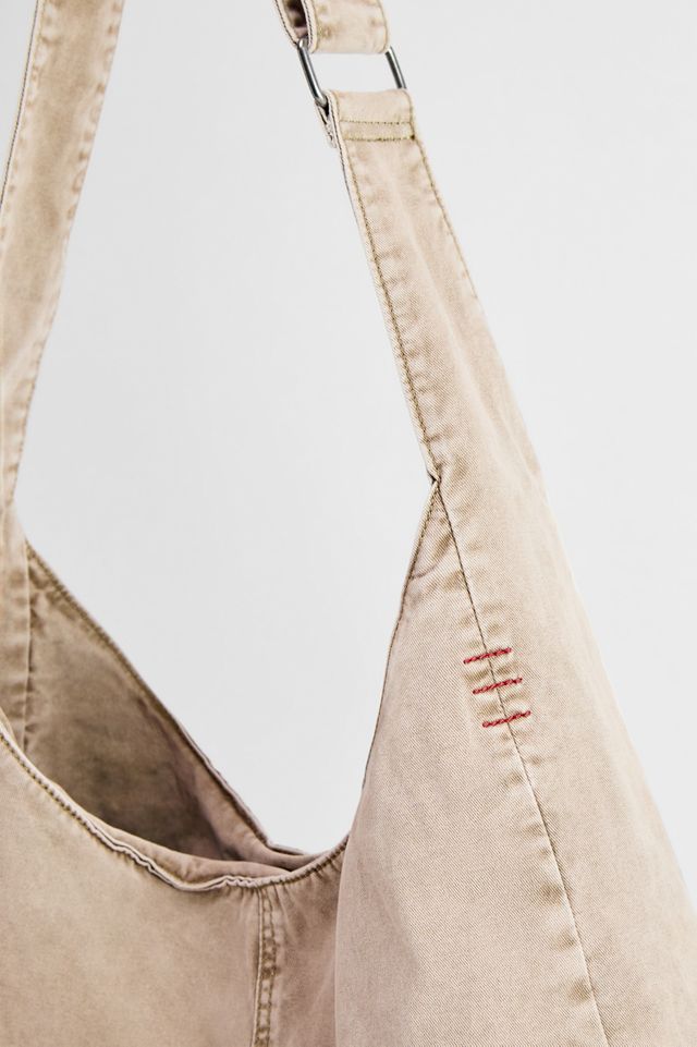 Bolso Estilo Cabestrillo Jackson Color Canela de UO #1