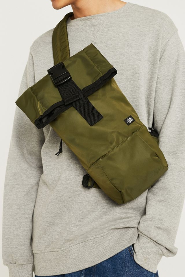 Dickies Woodlake Rolltop Olive Chest Pack #1