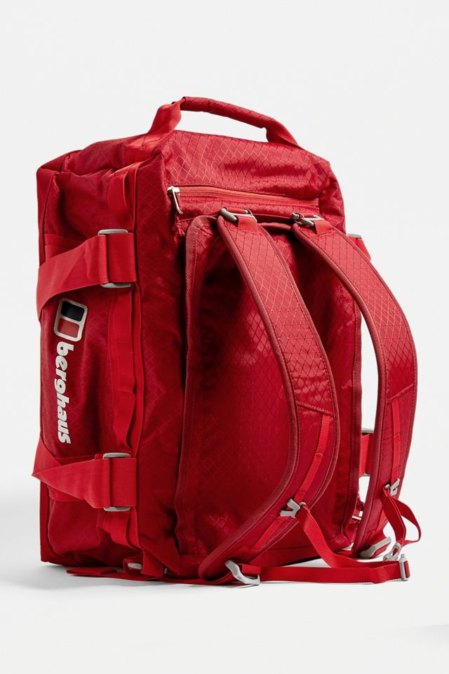 Berghaus – Rote Reisetasche „Expedition Mule“ 40 Urban Outfitters DE