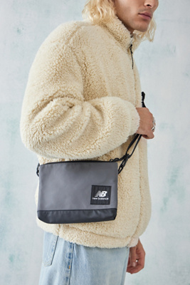 【New Balance】Legacy Shoulder Bag New Balance Shoulder Bag, Legacy Travel Purse for Men and