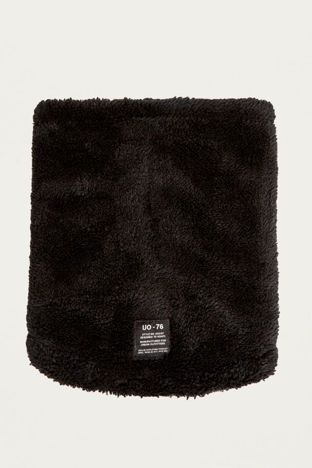 UO Teddy Fleece Black Gaiter #2
