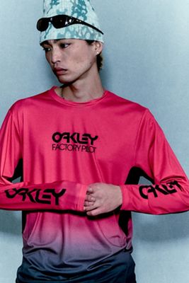 Oakley Paloma Gradient Maven Coast T-Shirt