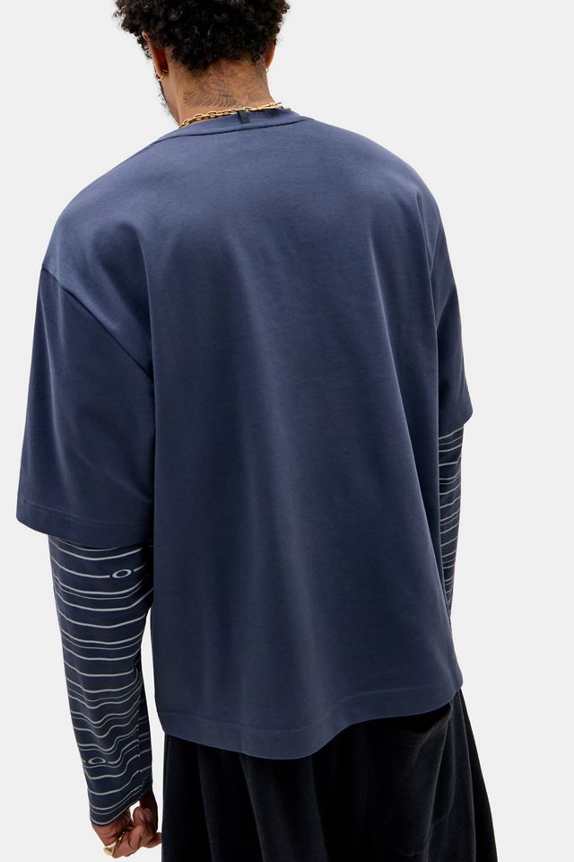 Oakley UO Exclusive Graphite Ellipse Double-Layer Tee #2