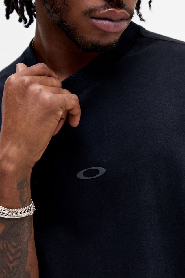 Oakley UO Exklusives Blackout Ellipse T-Shirt #2