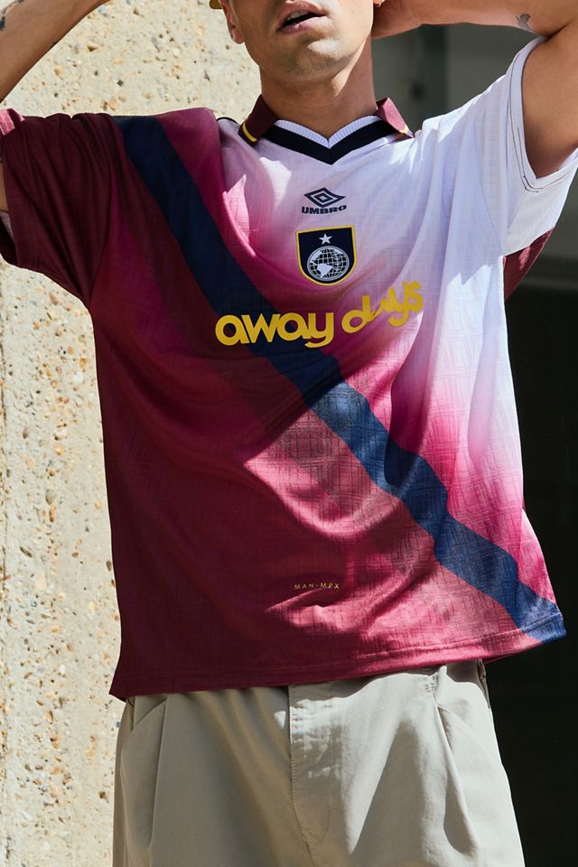 Umbro Cabernet Bedruckter Fußball #2