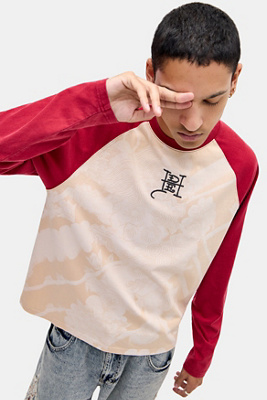 トップス Sculptor X Ed Hardy Brush Raglan Tee XS Ed Hardy UO Exclusive Red Gothic Raglan Graphic Tee | Urban