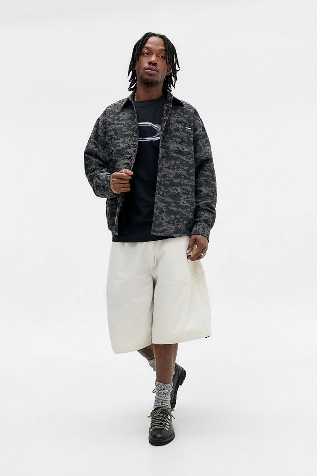 Short bouffant Mist UO Exclusive Oakley #1