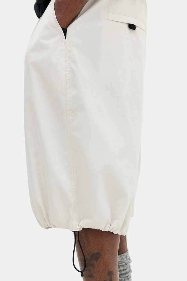 Short bouffant Mist UO Exclusive Oakley #2