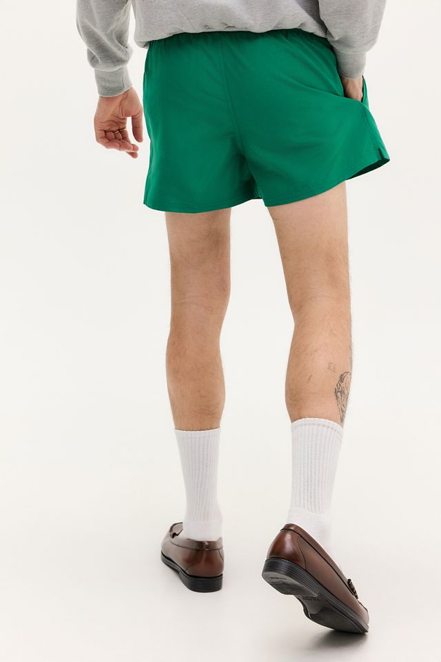 Nike UO Exklusive Malachitgrüne 3" Shorts #3