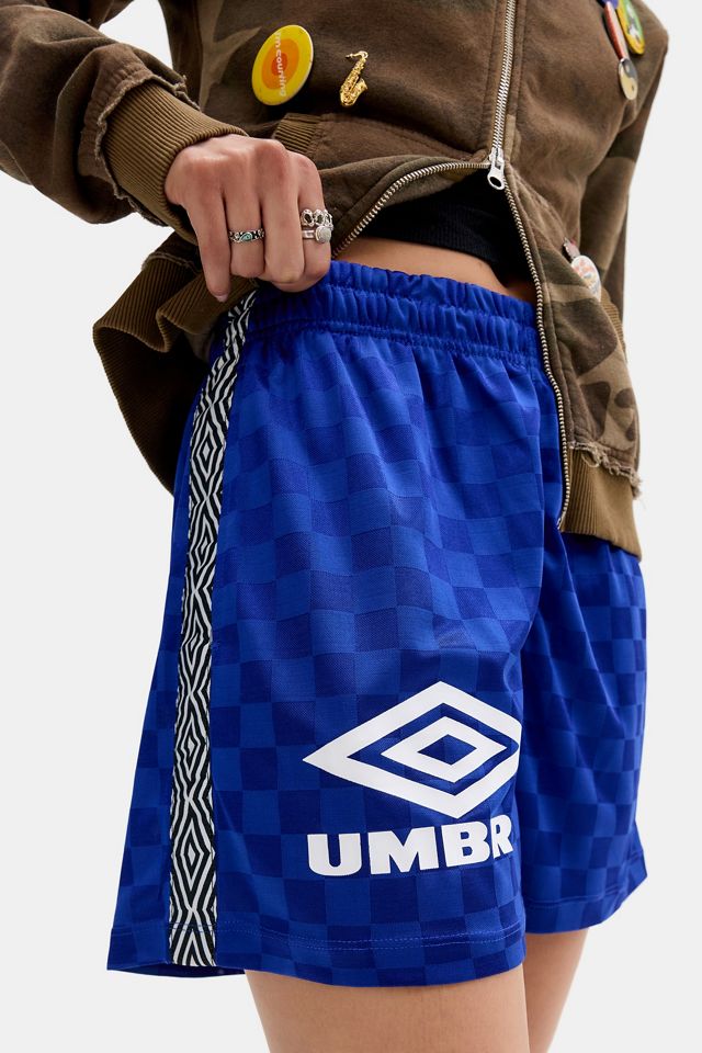 Shorts a Scacchi Blu UO Exclusive Umbro #5