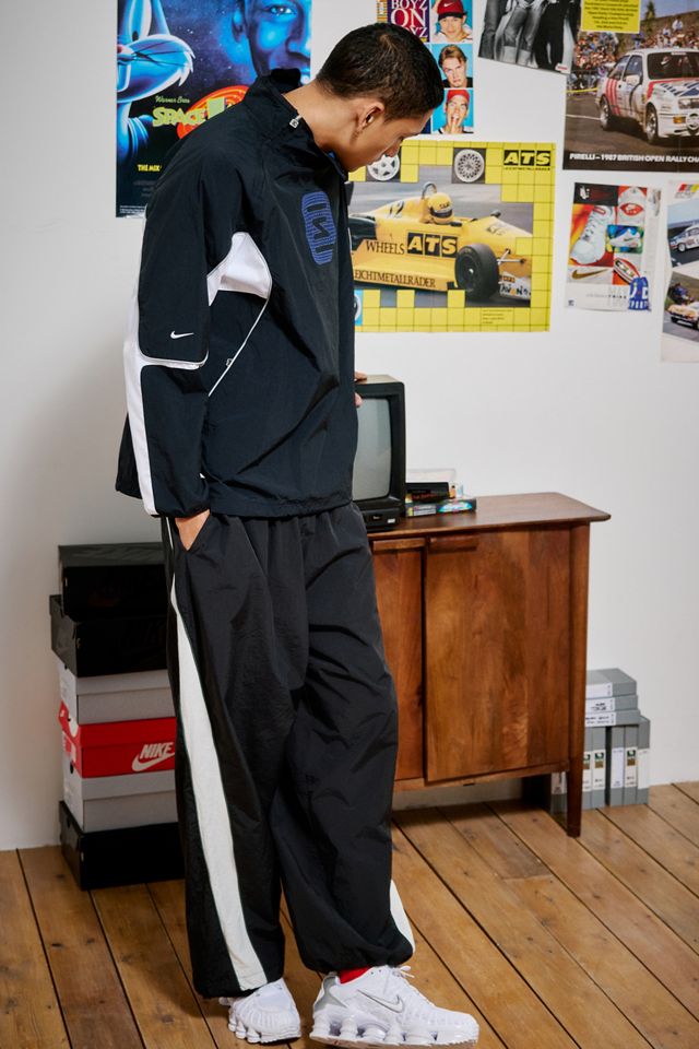 Nike Schwarz & Weiß Shox Jacke #1