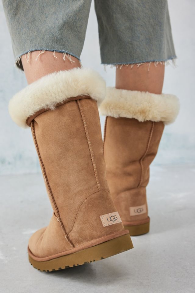 Ugg classic tall ii deals chestnut boots