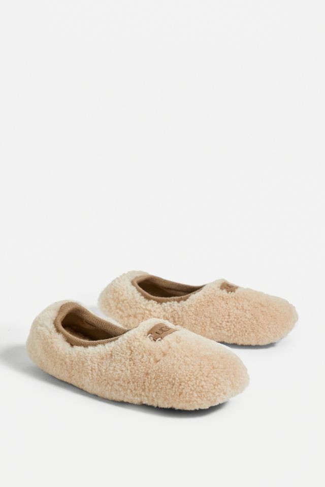 Urban outfitters sherpa on sale slippers