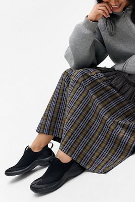 Tabi Black Shoes