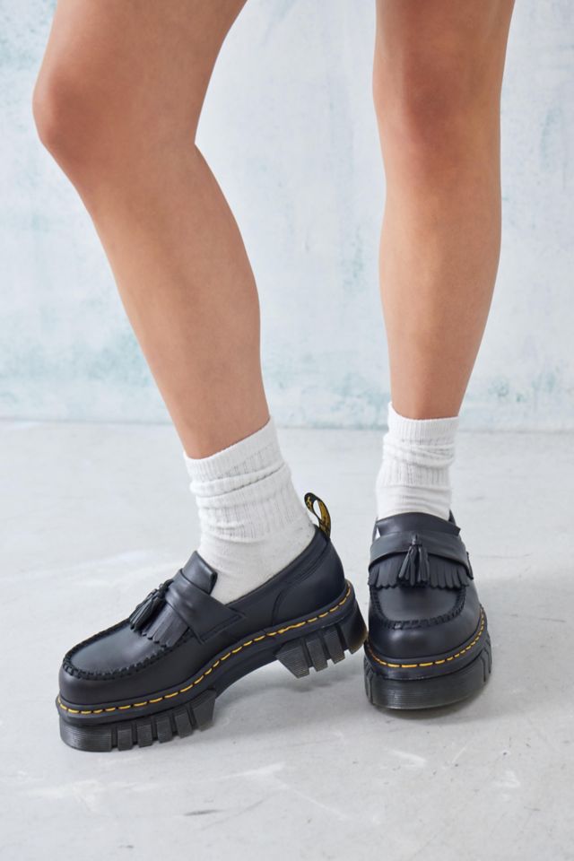 ekspertise detekterbare arve Dr. Martens Audrick Nappa Lux Platform Loafers | Urban Outfitters UK