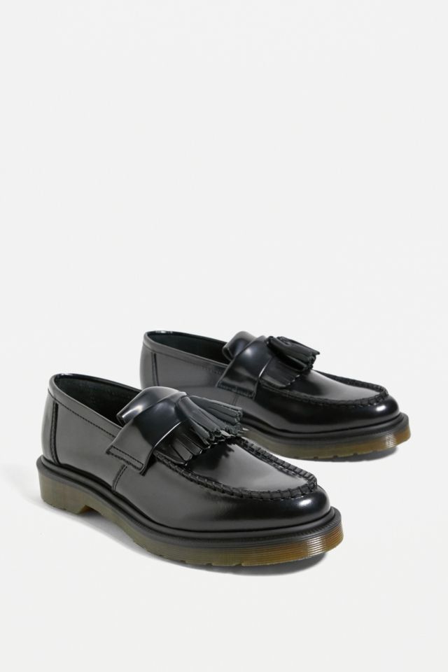 Dr martens 2025 adrian urban outfitters