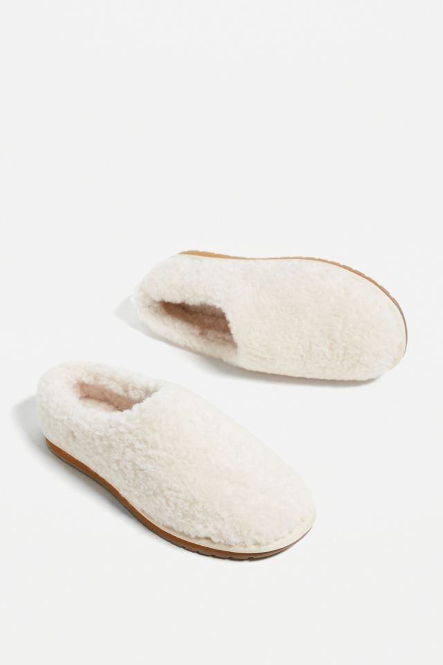 EMU Australia Cream Joy Teddy Slippers | Urban Outfitters UK