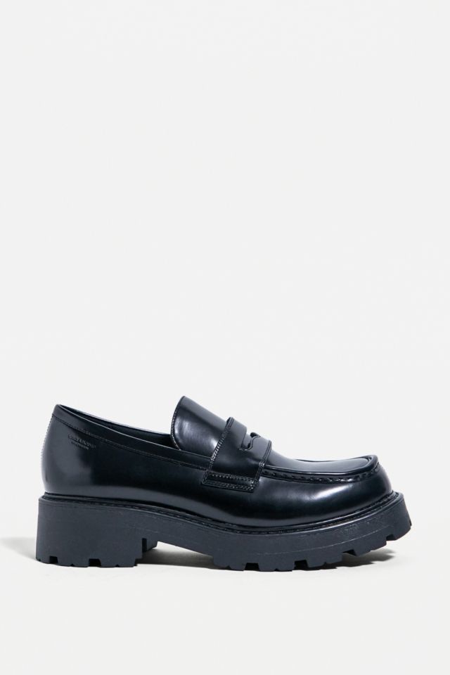 Vagabond Black Patent Leather Cosmo 2.0 Loafers | Urban Outfitters UK
