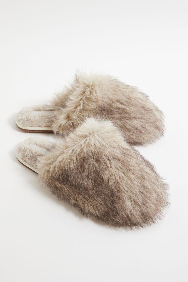 Pantoufles UO Cosy Blanches en Fausse Fourrure #1