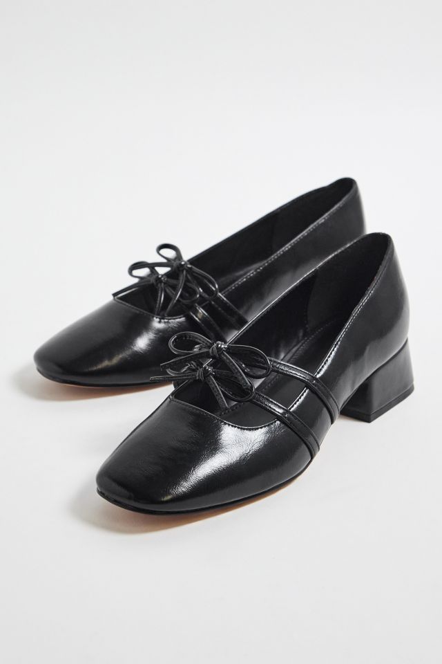 Mary jane shoes urban outfitters online