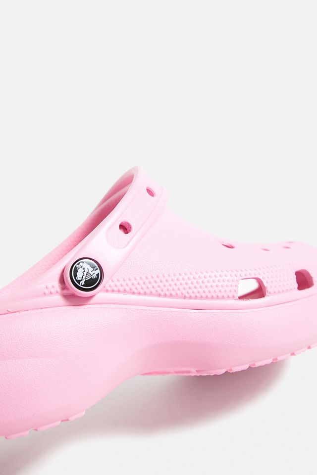 Zuecos Crocs Classic Platform Rosa | Urban Outfitters ES