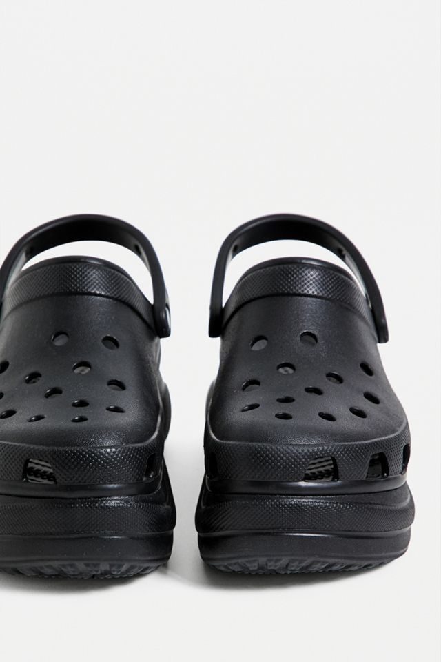 Crocs – Klassische Plateau-Clogs „Bae‟ in Schwarz #2