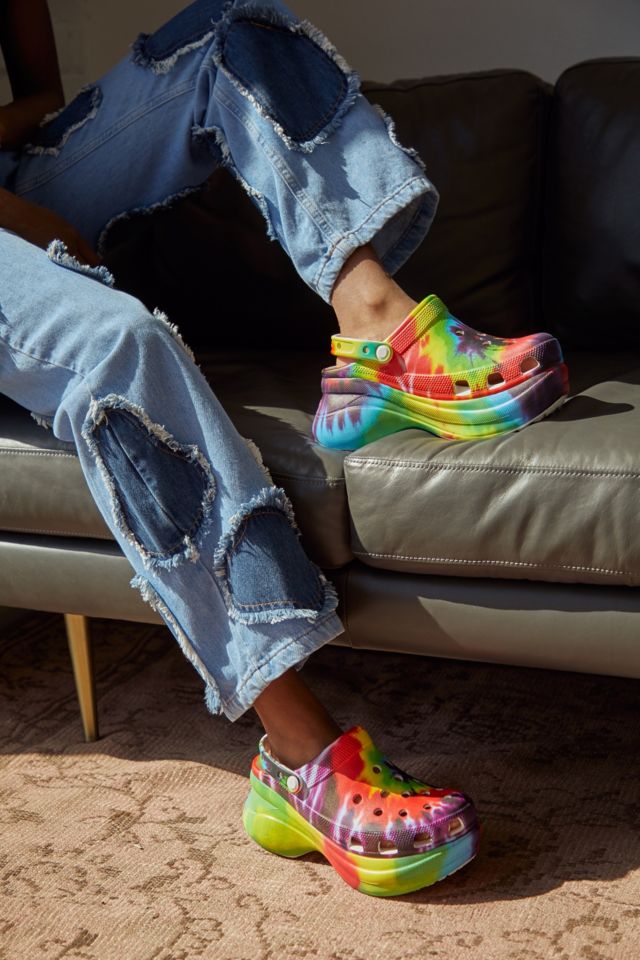 Tie dye crocs online on feet